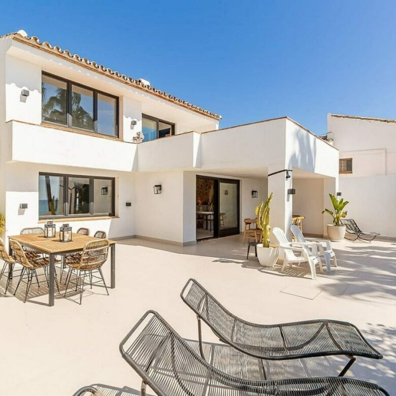 Frontline beach villa with direct sea access Bahia Dorada Estepona