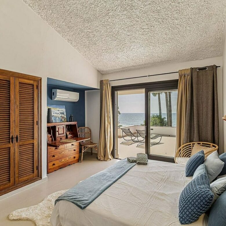 Frontline beach villa with direct sea access Bahia Dorada Estepona