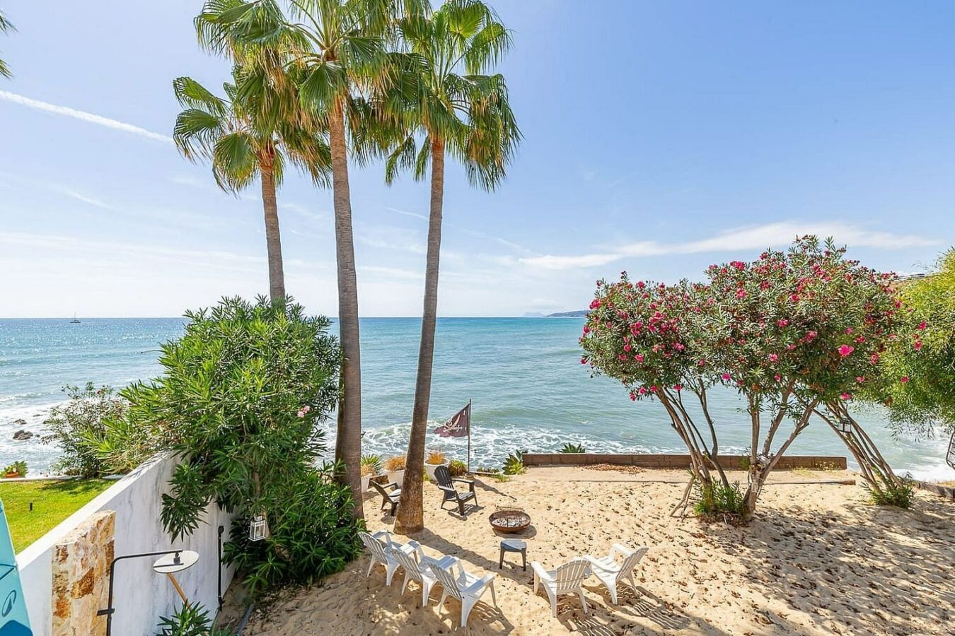 Frontline beach villa with direct sea access Bahia Dorada Estepona