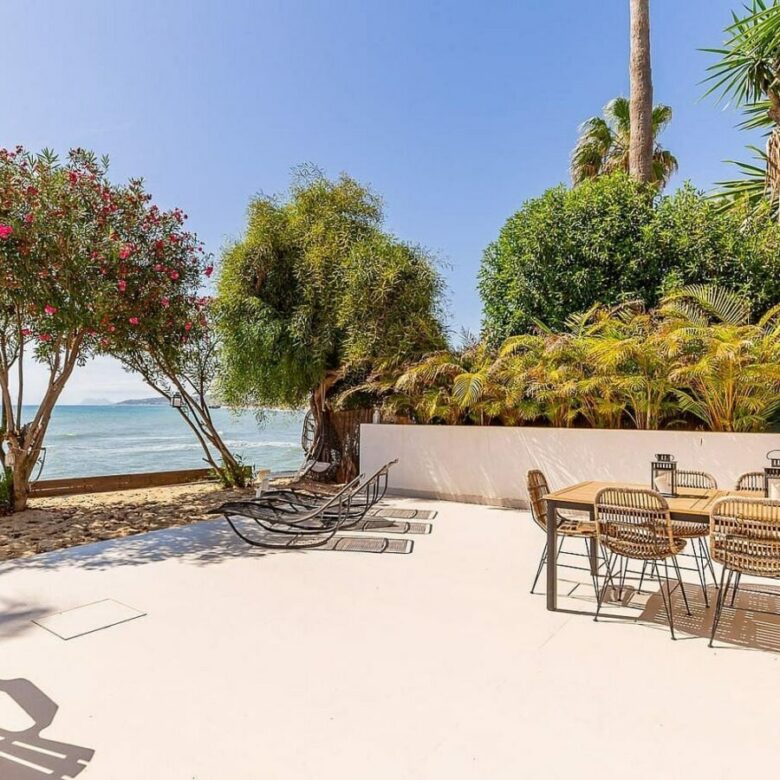 Frontline beach villa with direct sea access Bahia Dorada Estepona