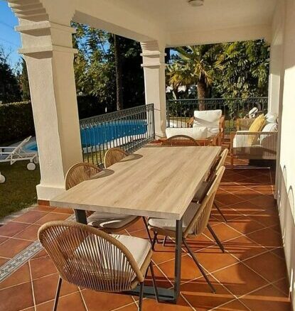 Frontline golf villa with pool in Guadalmina Alta, San Pedro de Alcantara