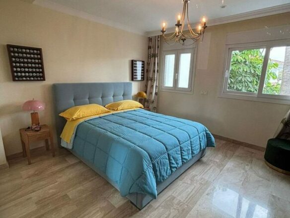 Frontline golf villa with pool in Guadalmina Alta, San Pedro de Alcantara