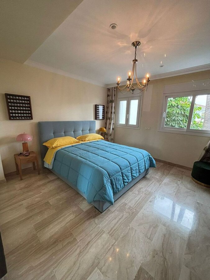 Frontline golf villa with pool in Guadalmina Alta, San Pedro de Alcantara