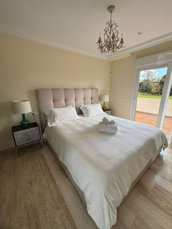 Frontline golf villa with pool in Guadalmina Alta, San Pedro de Alcantara