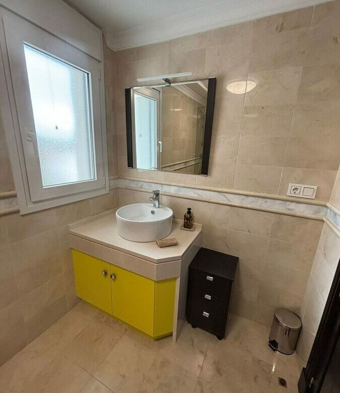 Frontline golf villa with pool in Guadalmina Alta, San Pedro de Alcantara