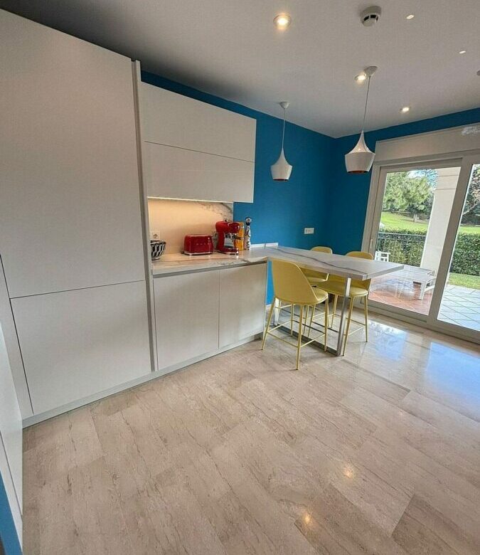 Frontline golf villa with pool in Guadalmina Alta, San Pedro de Alcantara