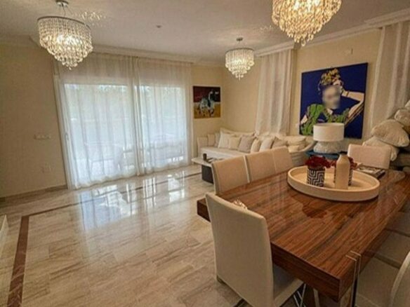 Frontline golf villa with pool in Guadalmina Alta, San Pedro de Alcantara