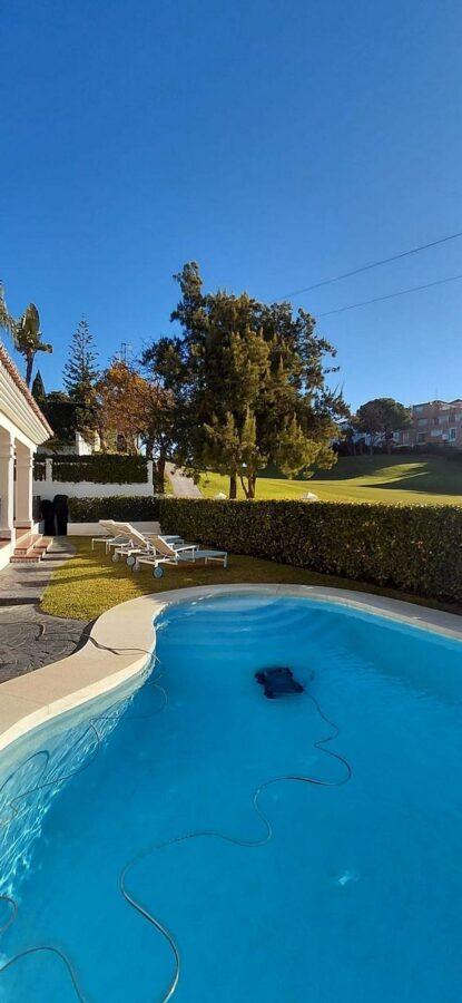Frontline golf villa with pool in Guadalmina Alta, San Pedro de Alcantara