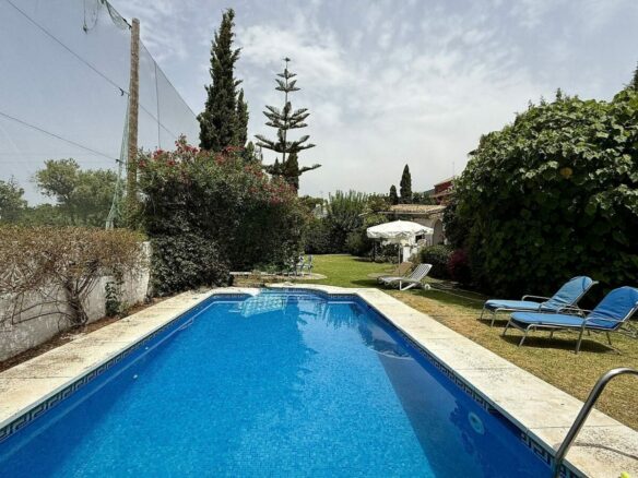 Frontline golf villa Guadalmina Alta San Pedro