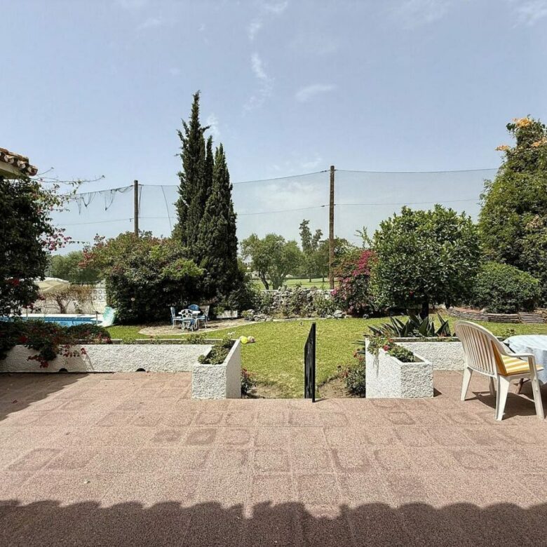 Frontline golf villa Guadalmina Alta San Pedro