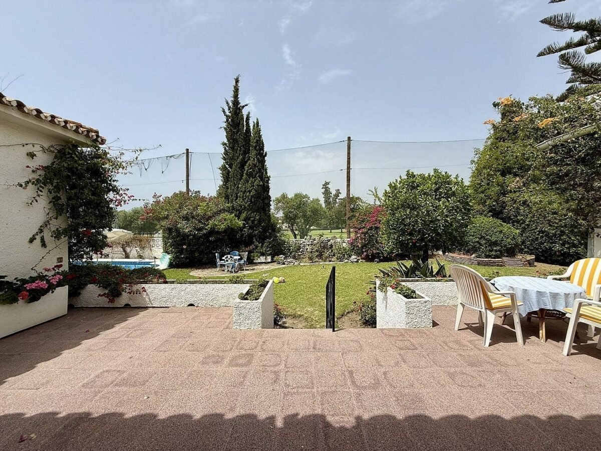 Frontline golf villa Guadalmina Alta San Pedro