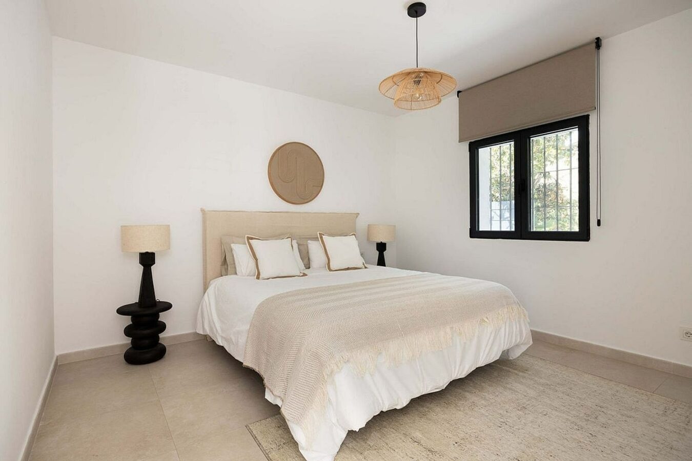 Frontline golf villa with heated saltwater pool El Paraiso Benahavis