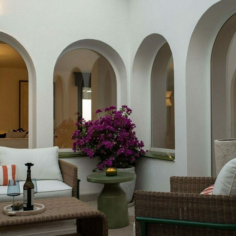 Frontline golf villa with heated saltwater pool El Paraiso Benahavis