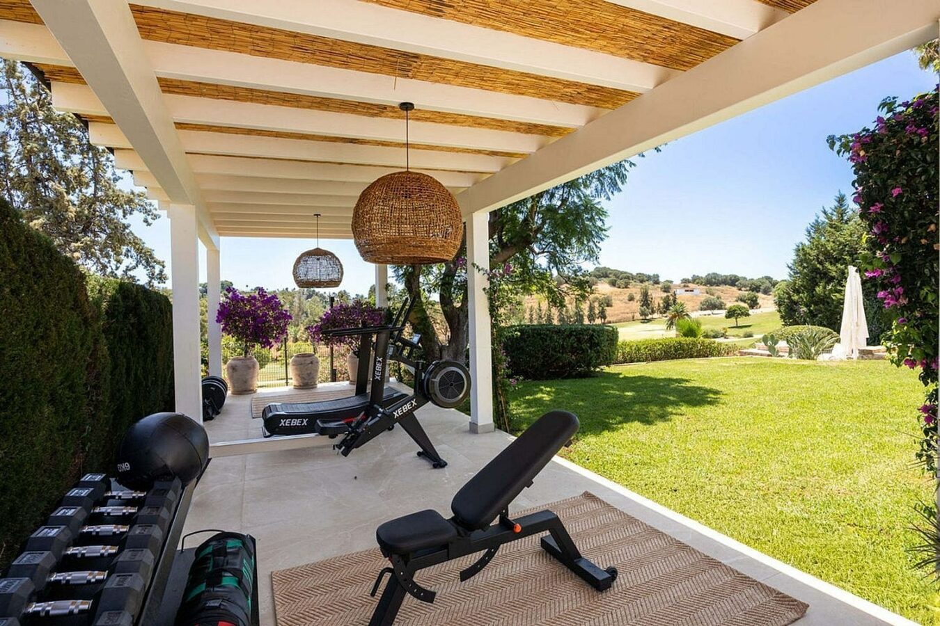Frontline golf villa with heated saltwater pool El Paraiso Benahavis
