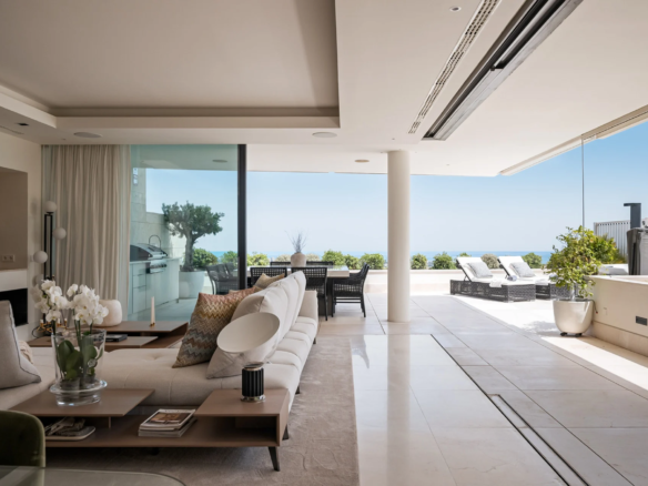 FOR SALE 🌟🏡 Panoramic Sea-View Residence with Private-Villa Ambience🇪🇸 La Quinta, Benahavís 🇪🇸