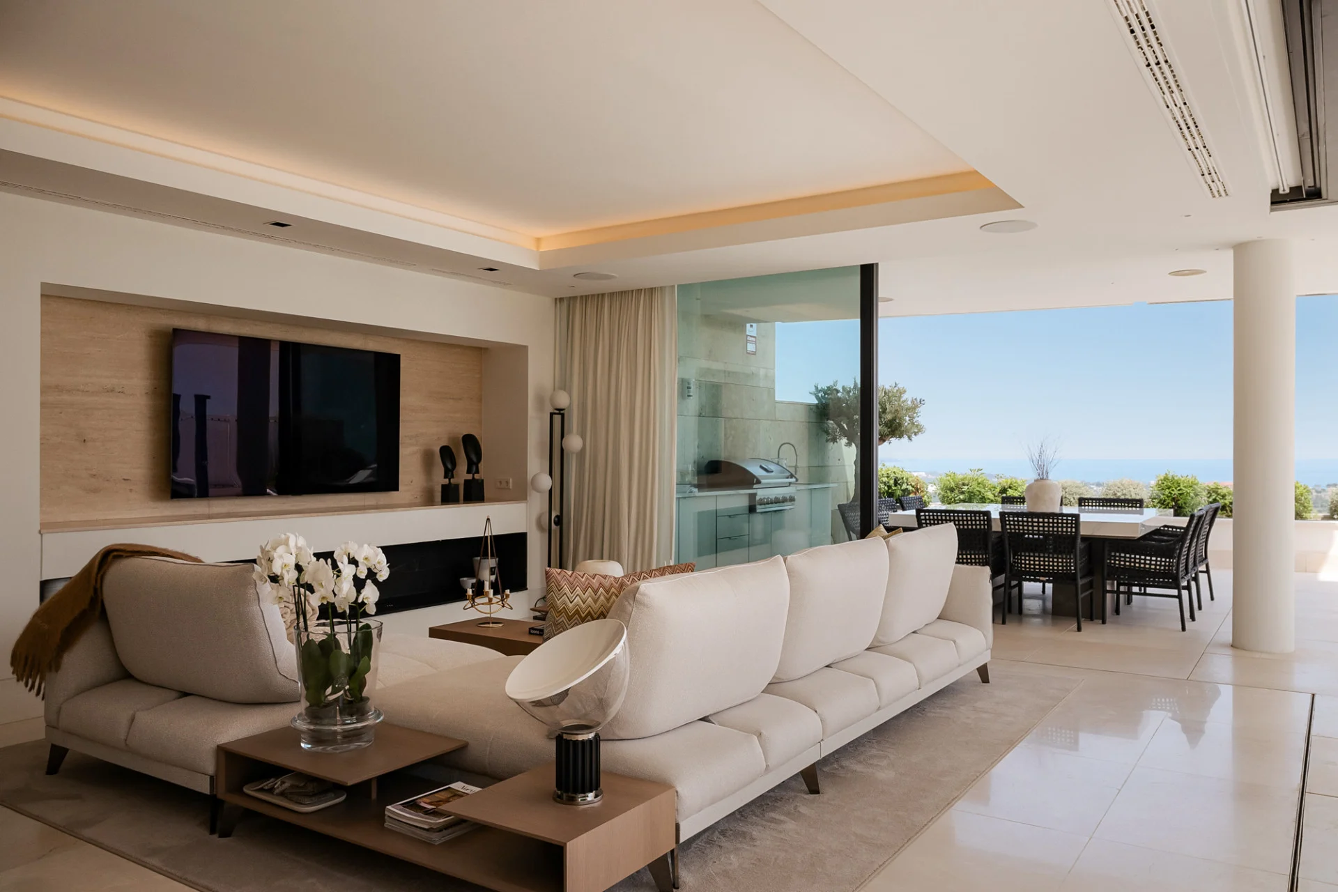 FOR SALE 🌟🏡 Panoramic Sea-View Residence with Private-Villa Ambience🇪🇸 La Quinta, Benahavís 🇪🇸