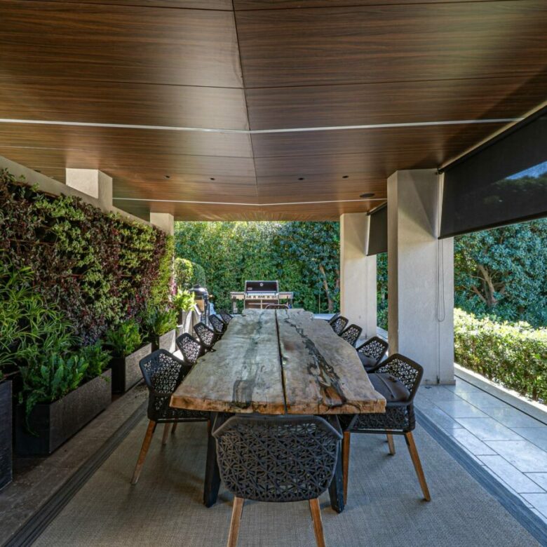 FOR SALE 🏡 Exceptional Contemporary Villa with Resort-Style Luxury – Guadalmina Baja, San Pedro