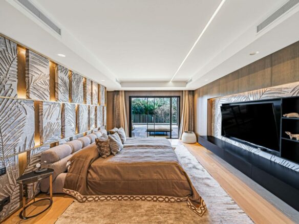FOR SALE 🏡 Exceptional Contemporary Villa with Resort-Style Luxury – Guadalmina Baja, San Pedro