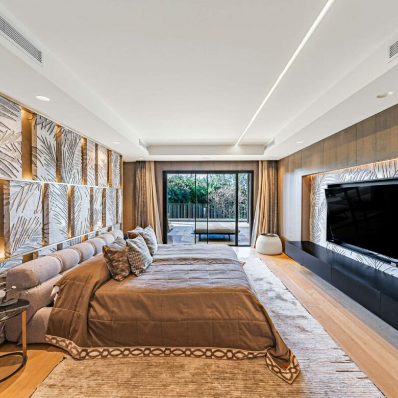 FOR SALE 🏡 Exceptional Contemporary Villa with Resort-Style Luxury – Guadalmina Baja, San Pedro