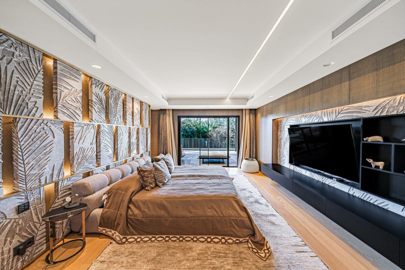 FOR SALE 🏡 Exceptional Contemporary Villa with Resort-Style Luxury – Guadalmina Baja, San Pedro