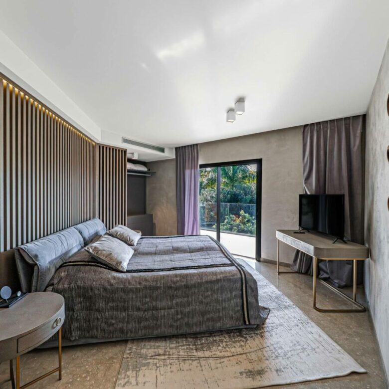 FOR SALE 🏡 Exceptional Contemporary Villa with Resort-Style Luxury – Guadalmina Baja, San Pedro