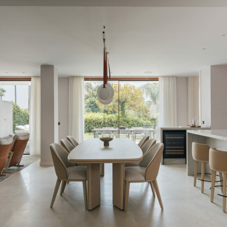 FOR SALE 🌟🏡 Renovated Garden Duplex Beside Los Naranjos Golf🇪🇸 Nueva Andalucía, Marbella 🇪🇸