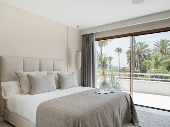 FOR SALE 🌟🏡 Renovated Garden Duplex Beside Los Naranjos Golf🇪🇸 Nueva Andalucía, Marbella 🇪🇸