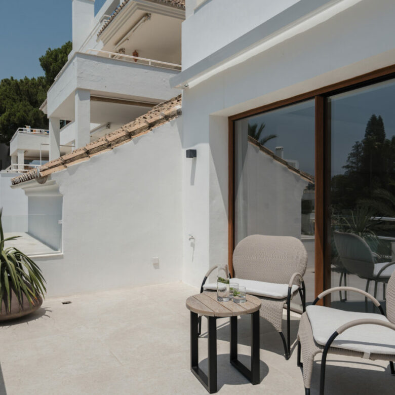 FOR SALE 🌟🏡 Renovated Garden Duplex Beside Los Naranjos Golf🇪🇸 Nueva Andalucía, Marbella 🇪🇸