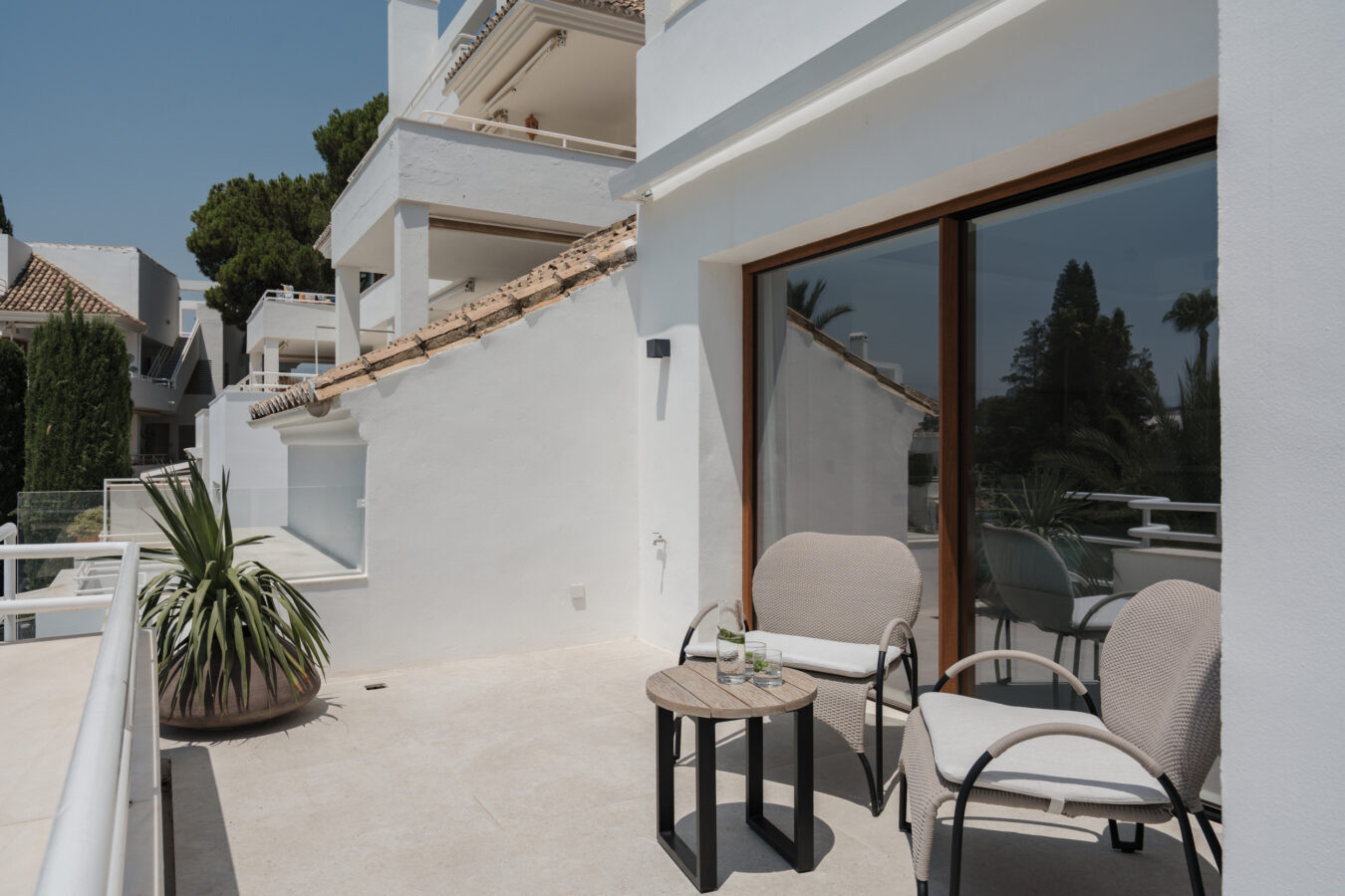 FOR SALE 🌟🏡 Renovated Garden Duplex Beside Los Naranjos Golf🇪🇸 Nueva Andalucía, Marbella 🇪🇸