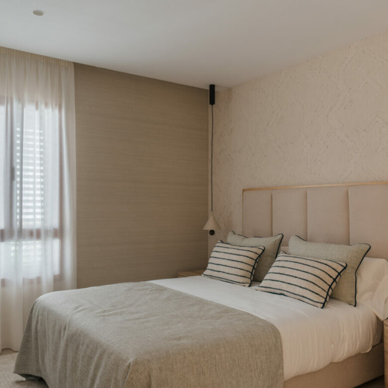 FOR SALE 🌟🏡 Renovated Garden Duplex Beside Los Naranjos Golf🇪🇸 Nueva Andalucía, Marbella 🇪🇸