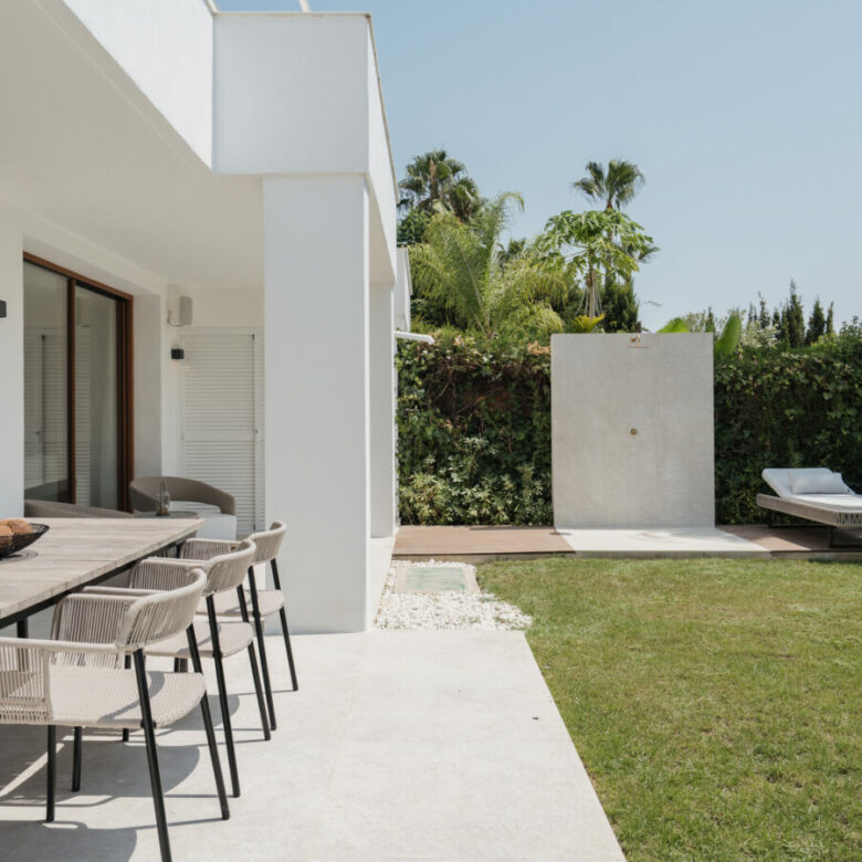 FOR SALE 🌟🏡 Renovated Garden Duplex Beside Los Naranjos Golf🇪🇸 Nueva Andalucía, Marbella 🇪🇸