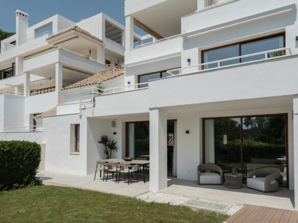 FOR SALE 🌟🏡 Renovated Garden Duplex Beside Los Naranjos Golf🇪🇸 Nueva Andalucía, Marbella 🇪🇸