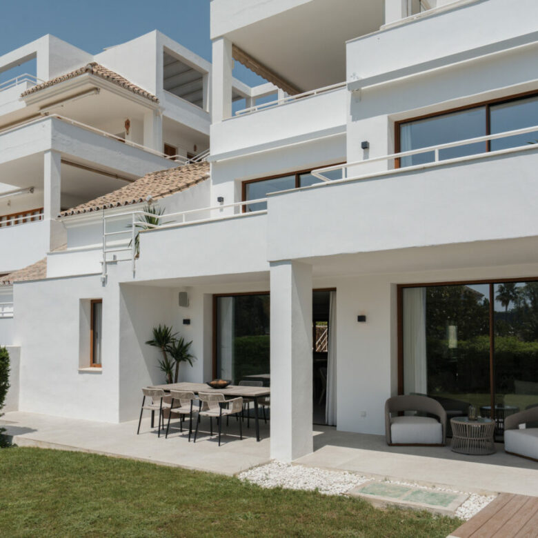 FOR SALE 🌟🏡 Renovated Garden Duplex Beside Los Naranjos Golf🇪🇸 Nueva Andalucía, Marbella 🇪🇸
