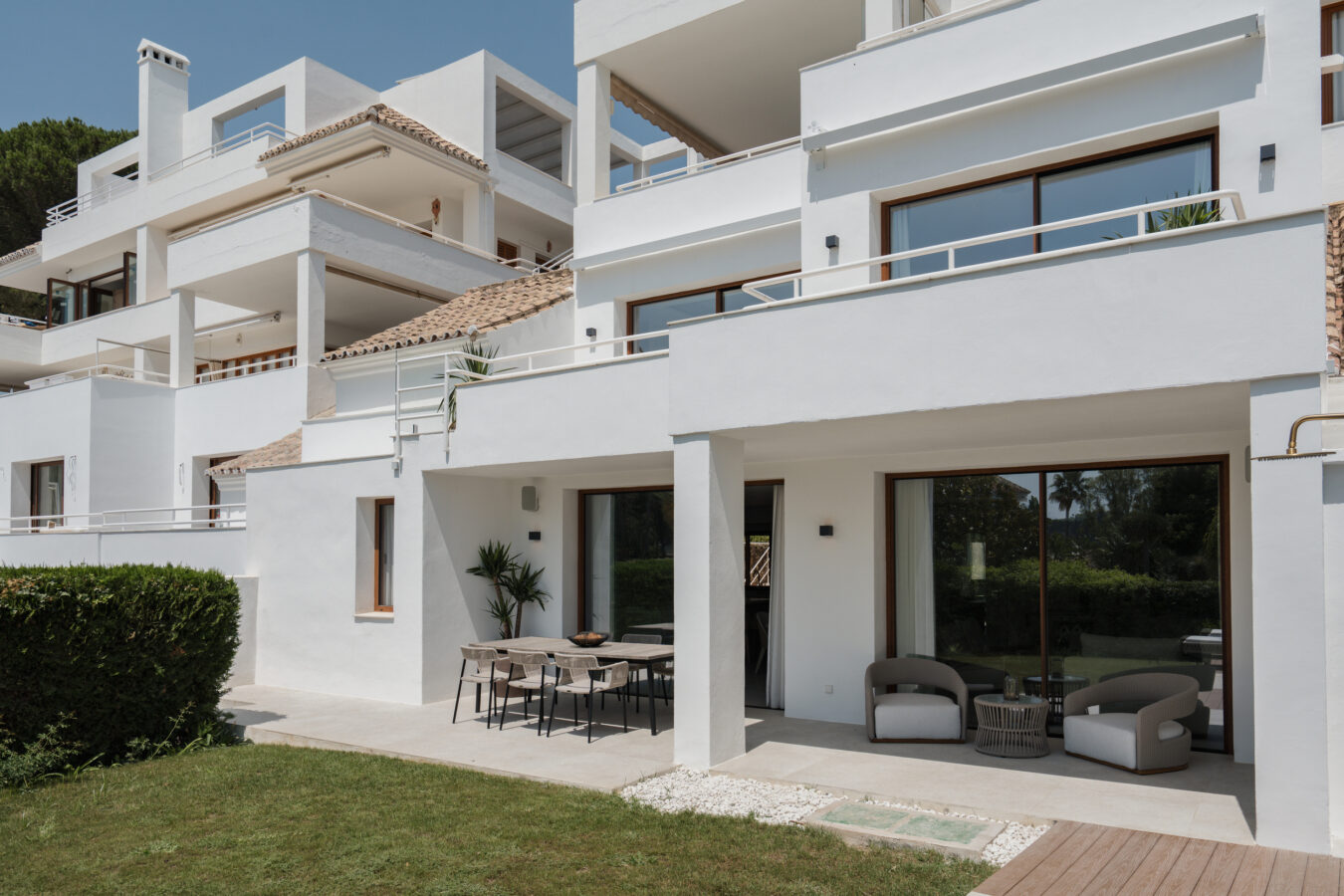 FOR SALE 🌟🏡 Renovated Garden Duplex Beside Los Naranjos Golf🇪🇸 Nueva Andalucía, Marbella 🇪🇸