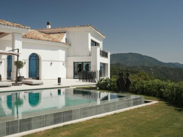 Key ready Mediterranean estate with sea and La Concha views La Zagaleta Benahavis