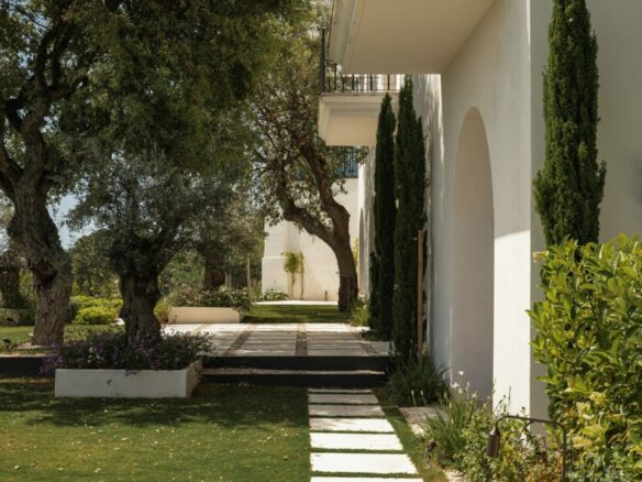 Key ready Mediterranean estate with sea and La Concha views La Zagaleta Benahavis
