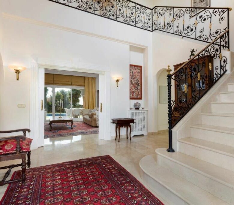 FOR SALE 🏡 First-Line Golf Renovation Villa with Sea Views – La Quinta, Benahavís