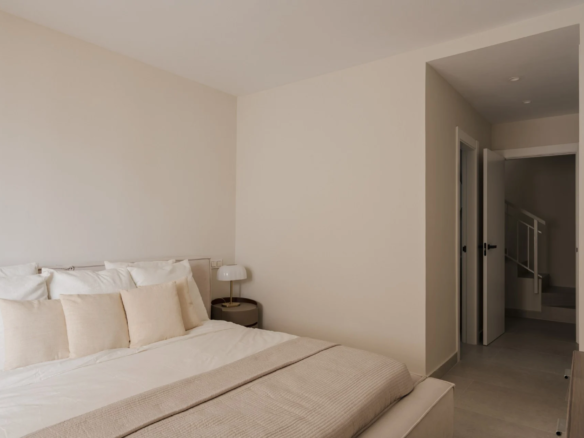 FOR SALE 🏡 Las Terrazas 427 – Los Almendros, Benahavís