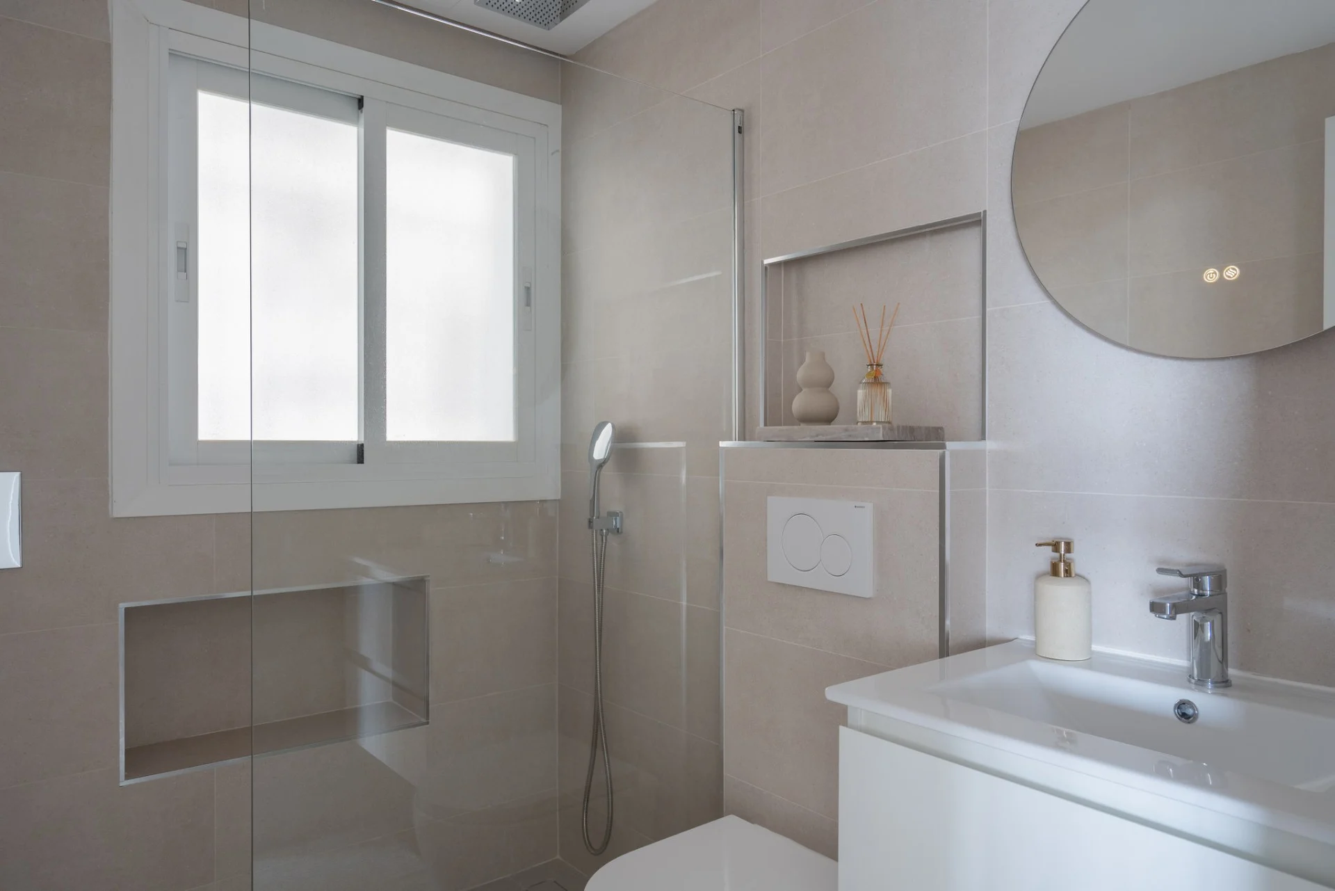 FOR SALE 🏡 Las Terrazas 427 – Los Almendros, Benahavís