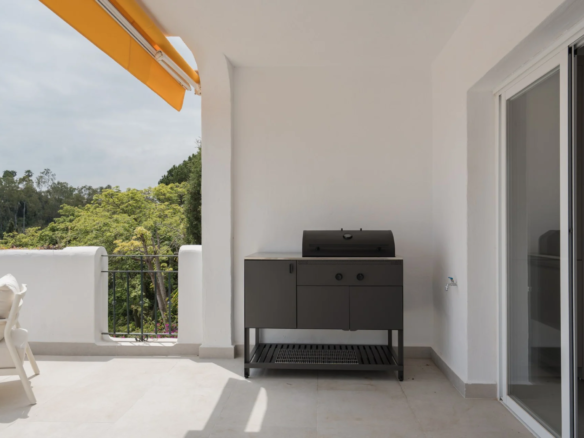 FOR SALE 🏡 Las Terrazas 427 – Los Almendros, Benahavís