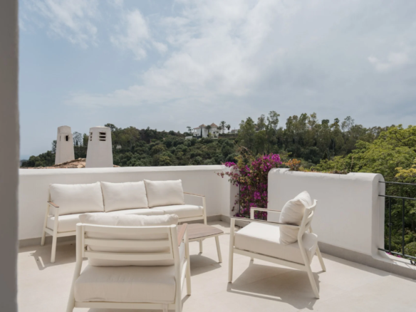 FOR SALE 🏡 Las Terrazas 427 – Los Almendros, Benahavís