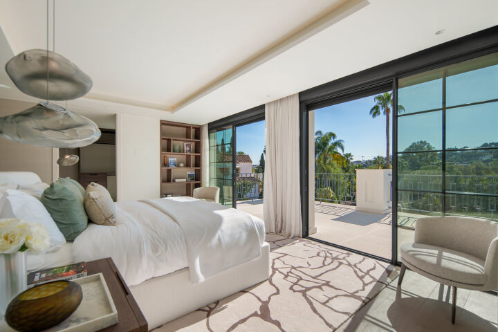 FOR SALE 🇪🇸✨ Villa · Nueva Andalucía · Las Brisas · Marbella  – Turnkey