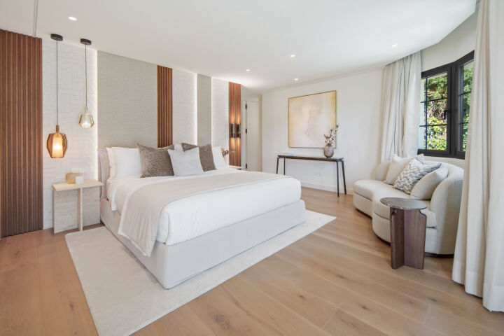 FOR SALE 🇪🇸✨ Villa · Nueva Andalucía · Las Brisas · Marbella  – Turnkey