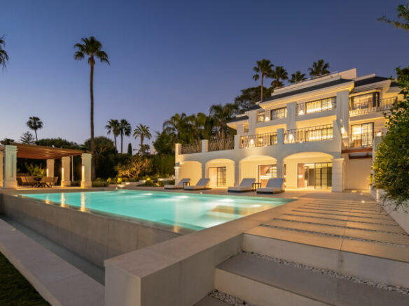 FOR SALE 🇪🇸✨ Villa · Nueva Andalucía · Las Brisas · Marbella  – Turnkey