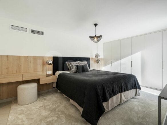 FOR SALE 🏡 Fully Renovated Beachside Villa – Cortijo Blanco / Lindavista, San Pedro