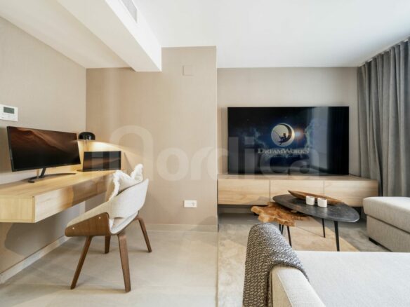 FOR SALE 🏡 Fully Renovated Beachside Villa – Cortijo Blanco / Lindavista, San Pedro