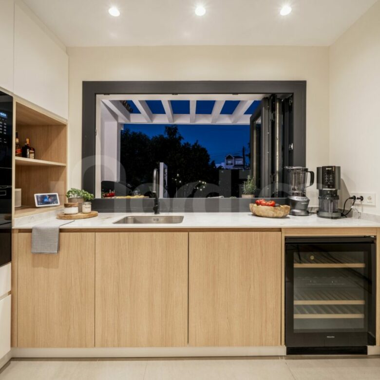 FOR SALE 🏡 Fully Renovated Beachside Villa – Cortijo Blanco / Lindavista, San Pedro