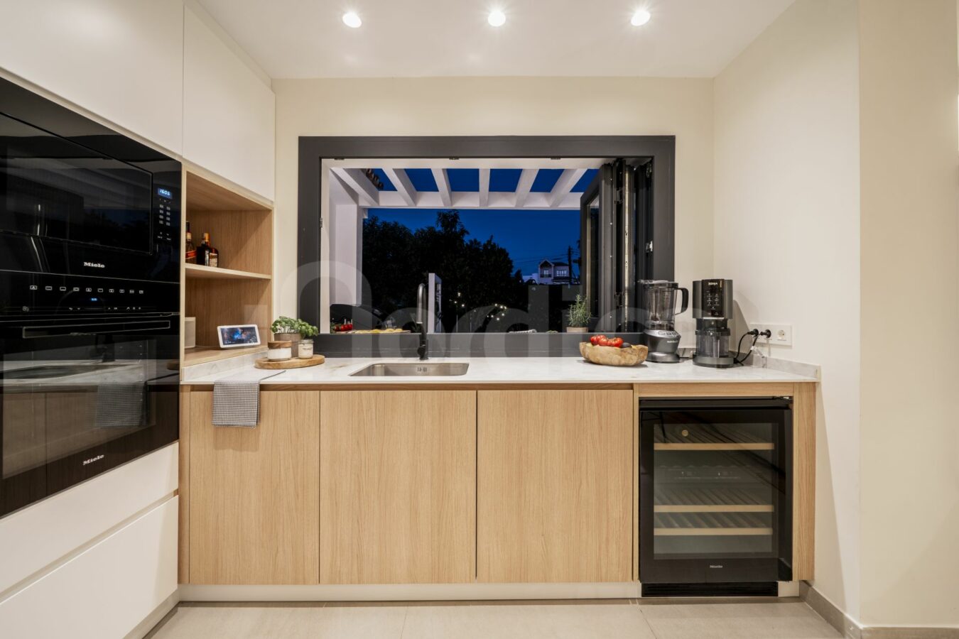 FOR SALE 🏡 Fully Renovated Beachside Villa – Cortijo Blanco / Lindavista, San Pedro