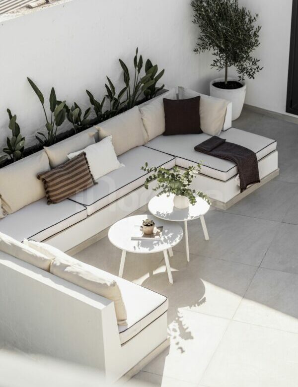 FOR SALE 🏡 Fully Renovated Beachside Villa – Cortijo Blanco / Lindavista, San Pedro