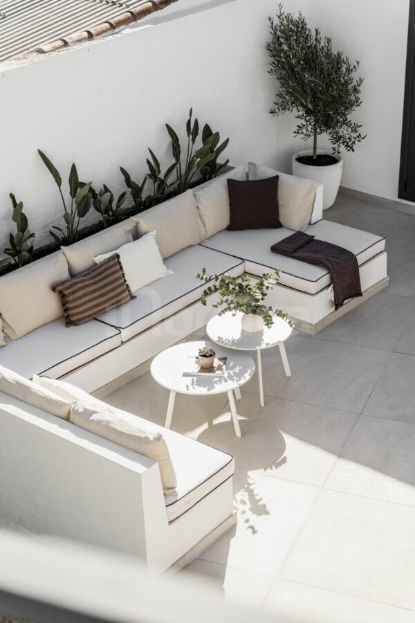 FOR SALE 🏡 Fully Renovated Beachside Villa – Cortijo Blanco / Lindavista, San Pedro